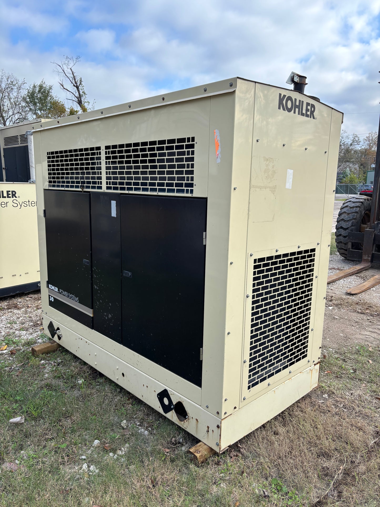 2006 Kohler 33kw Natural Gas Generator 430 hours